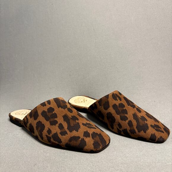 VINCE CAMUTO Larsina Mule Leopard Animal Print‎ Women's Size 6.5M Slip On - Picture 1 of 13